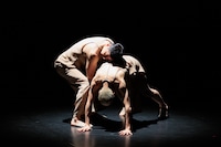 Noism0+Noism1「マレビトの歌」より。（撮影：松橋晶子）