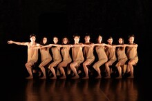 Noism0+Noism1「マレビトの歌」より。（撮影：松橋晶子）