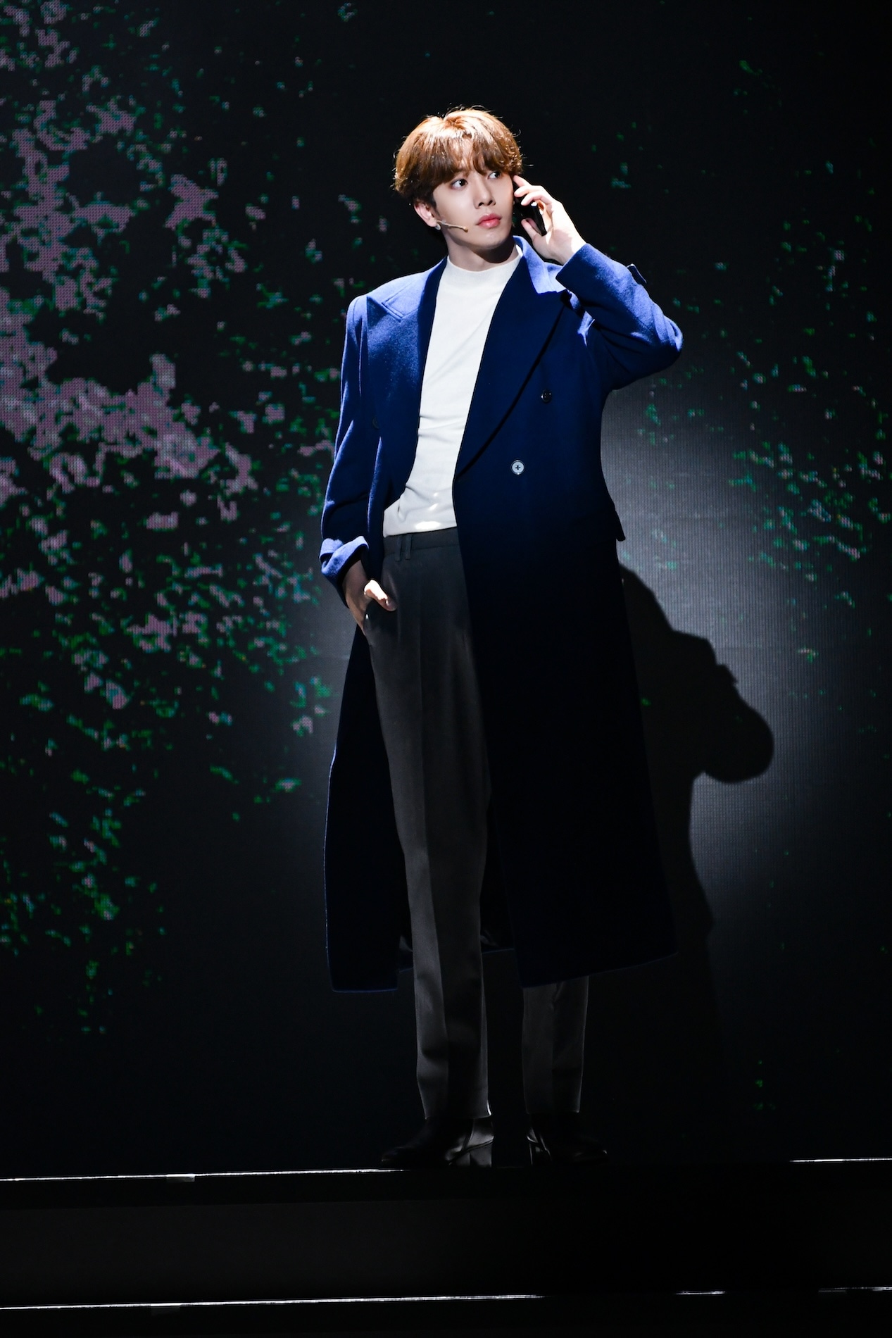 ミュージカル「愛の不時着」より。（撮影：三上富之）