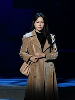 ミュージカル「愛の不時着」より。（撮影：三上富之）