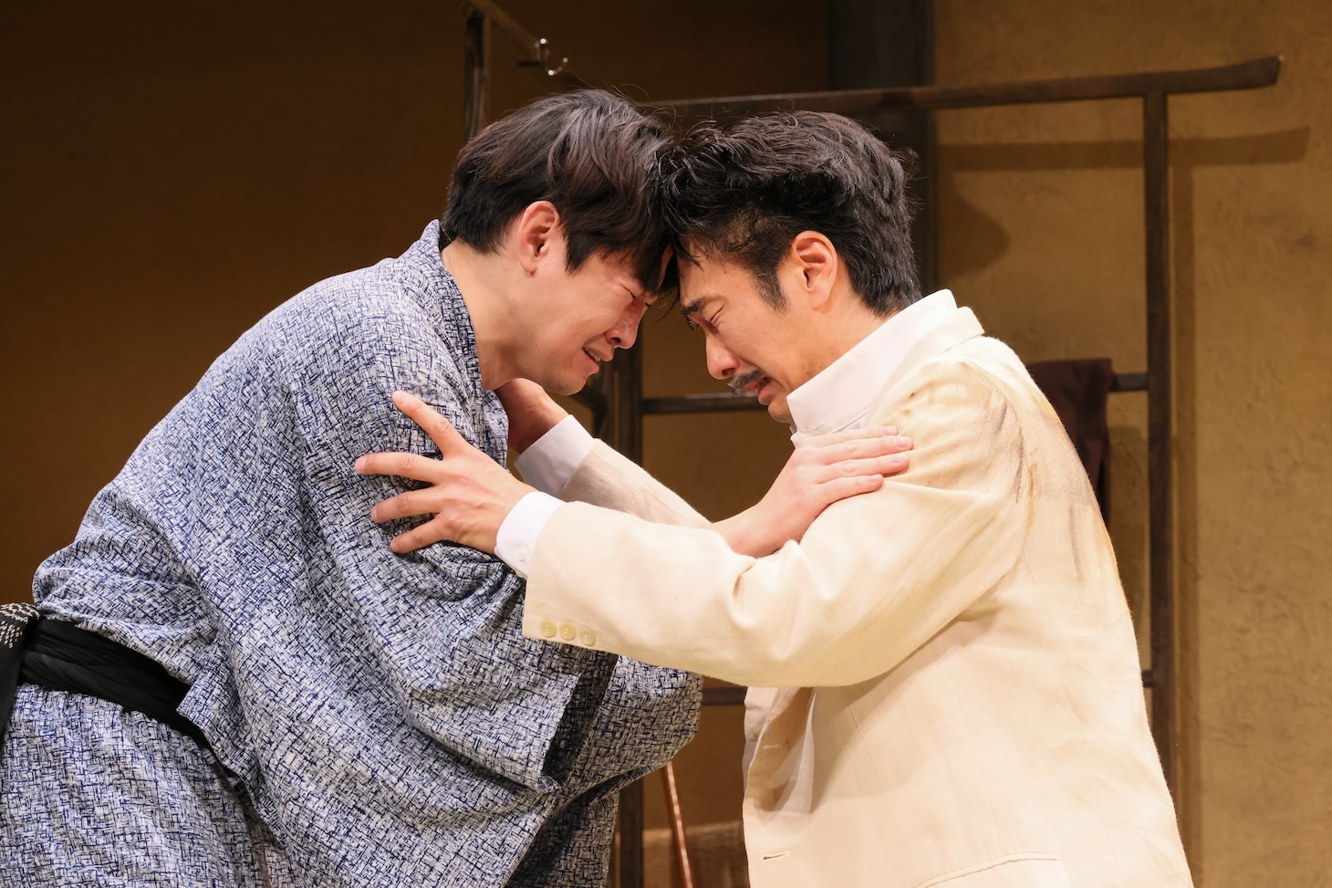 こまつ座 第156回公演「泣き虫なまいき石川啄木」より。（撮影：宮川舞子）