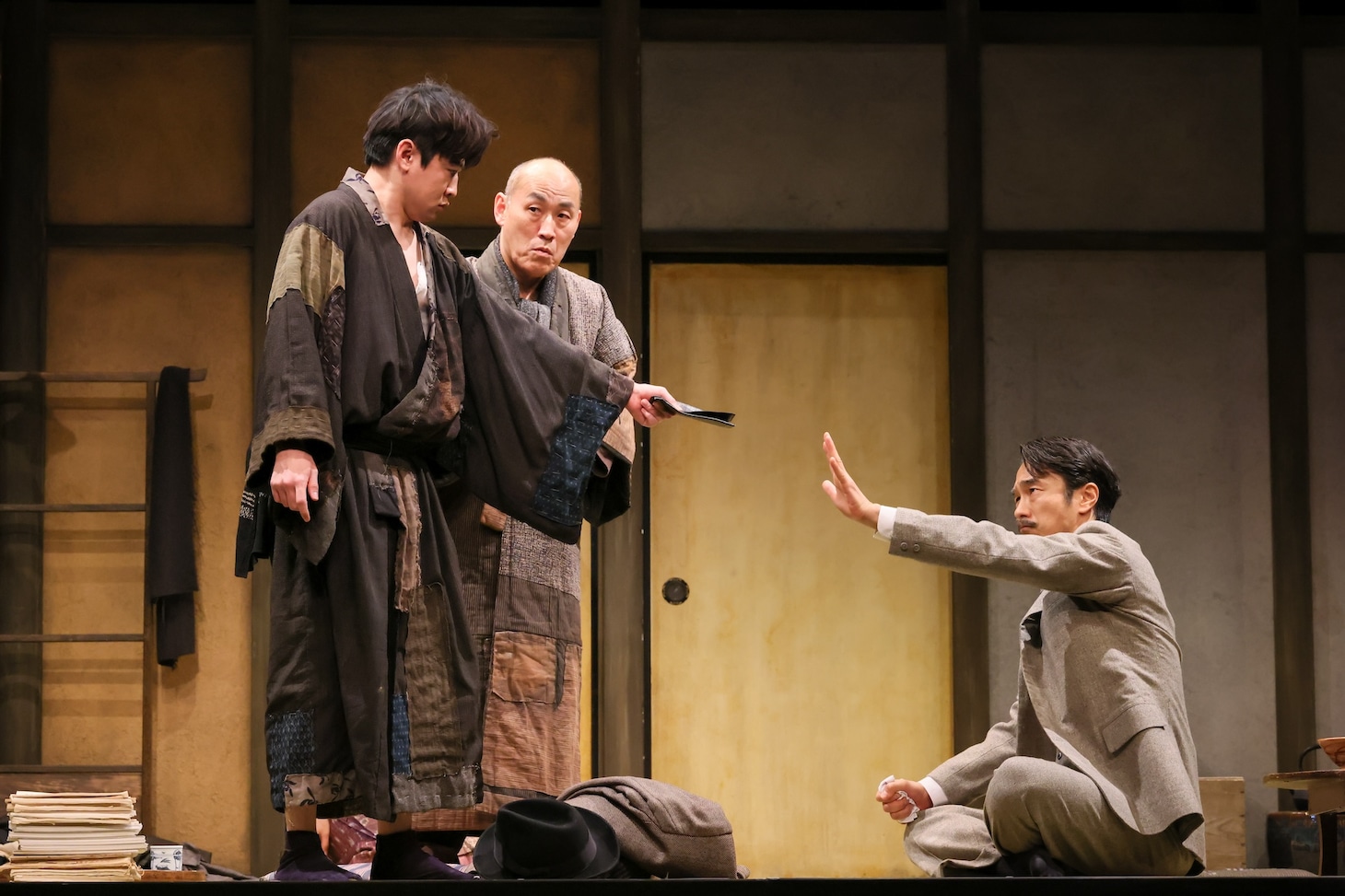 こまつ座 第156回公演「泣き虫なまいき石川啄木」より。（撮影：宮川舞子）