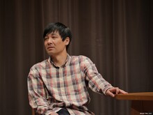 劇団普通「季節」より。（撮影：福島健太）