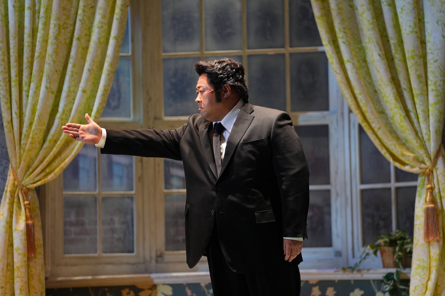 「キャッシュ・オン・デリバリー」より。（撮影：友澤綾乃）