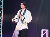 LIVE×Reading Musical「オッサン（36）がアイドルになる話」公開ゲネプロより、徳井太一演じるZOU。