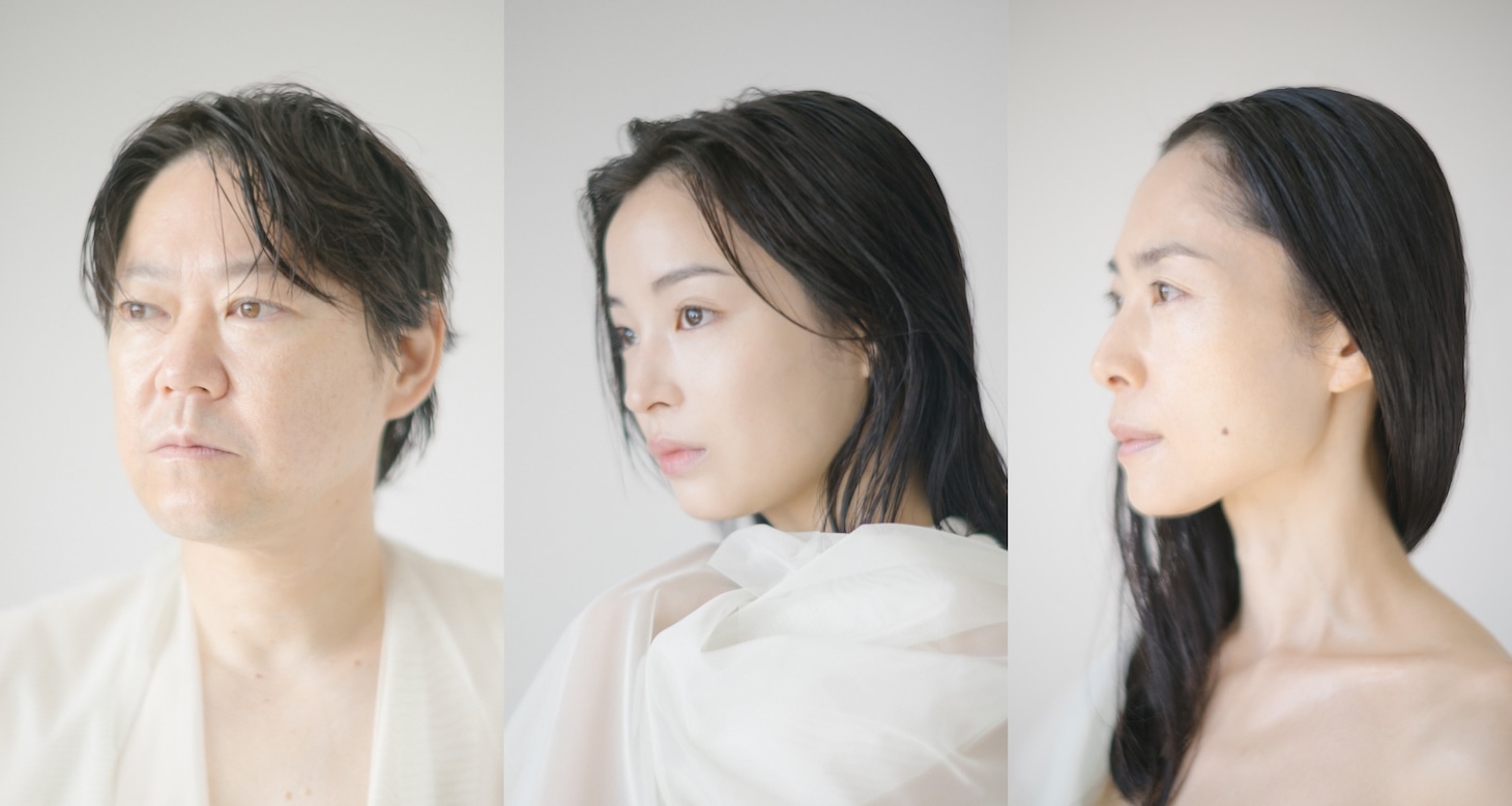 左から阿部サダヲ、広瀬すず、深津絵里。