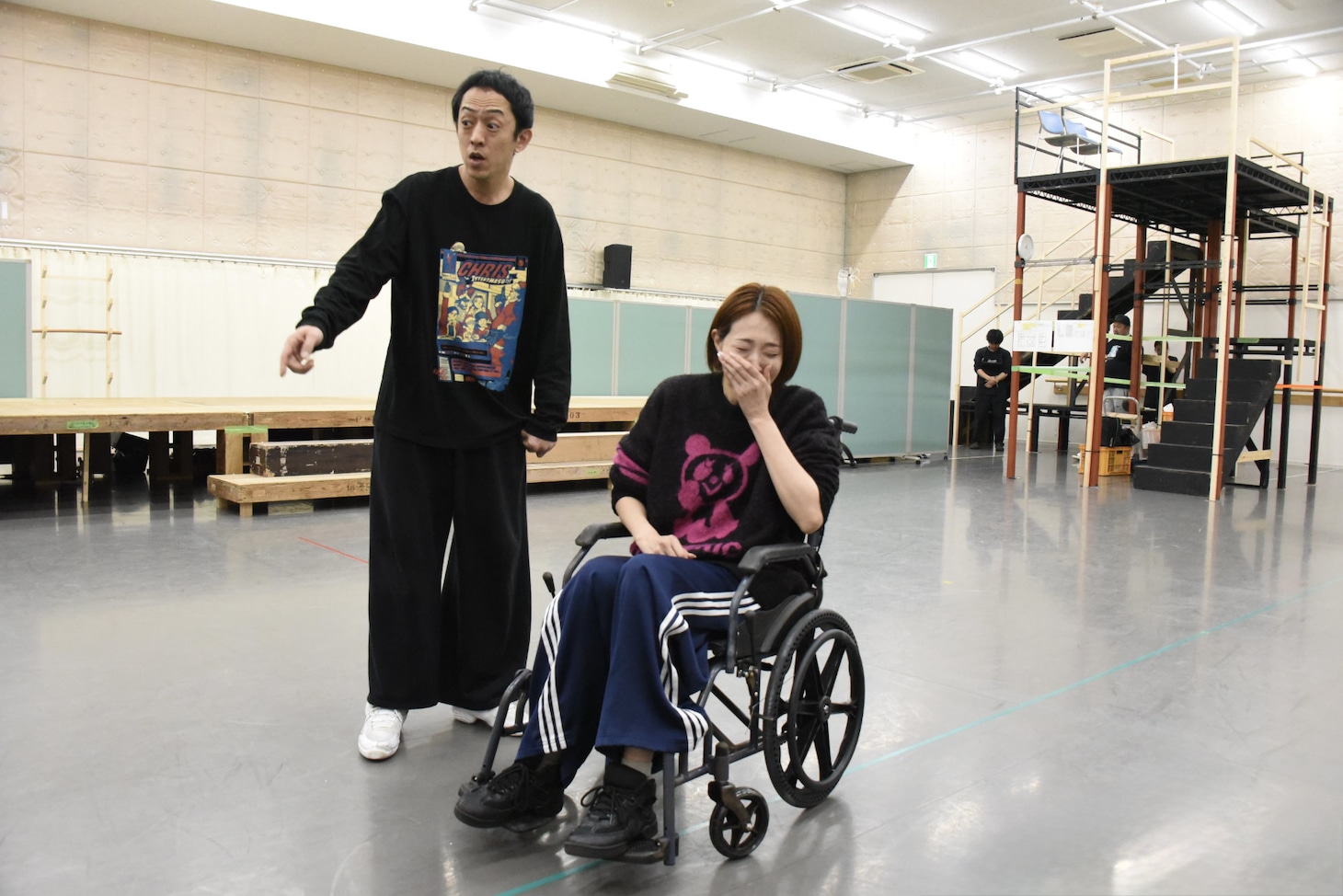 大阪国際文化芸術プロジェクト「姫が愛したダニ小僧」公開稽古の様子。