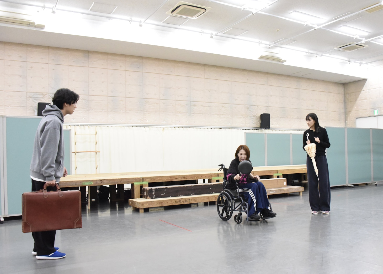 大阪国際文化芸術プロジェクト「姫が愛したダニ小僧」公開稽古の様子。