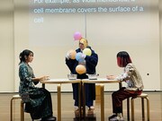 時事的なプレイ要素の強い演劇作品に、趣向「わたしの隣人」スタート