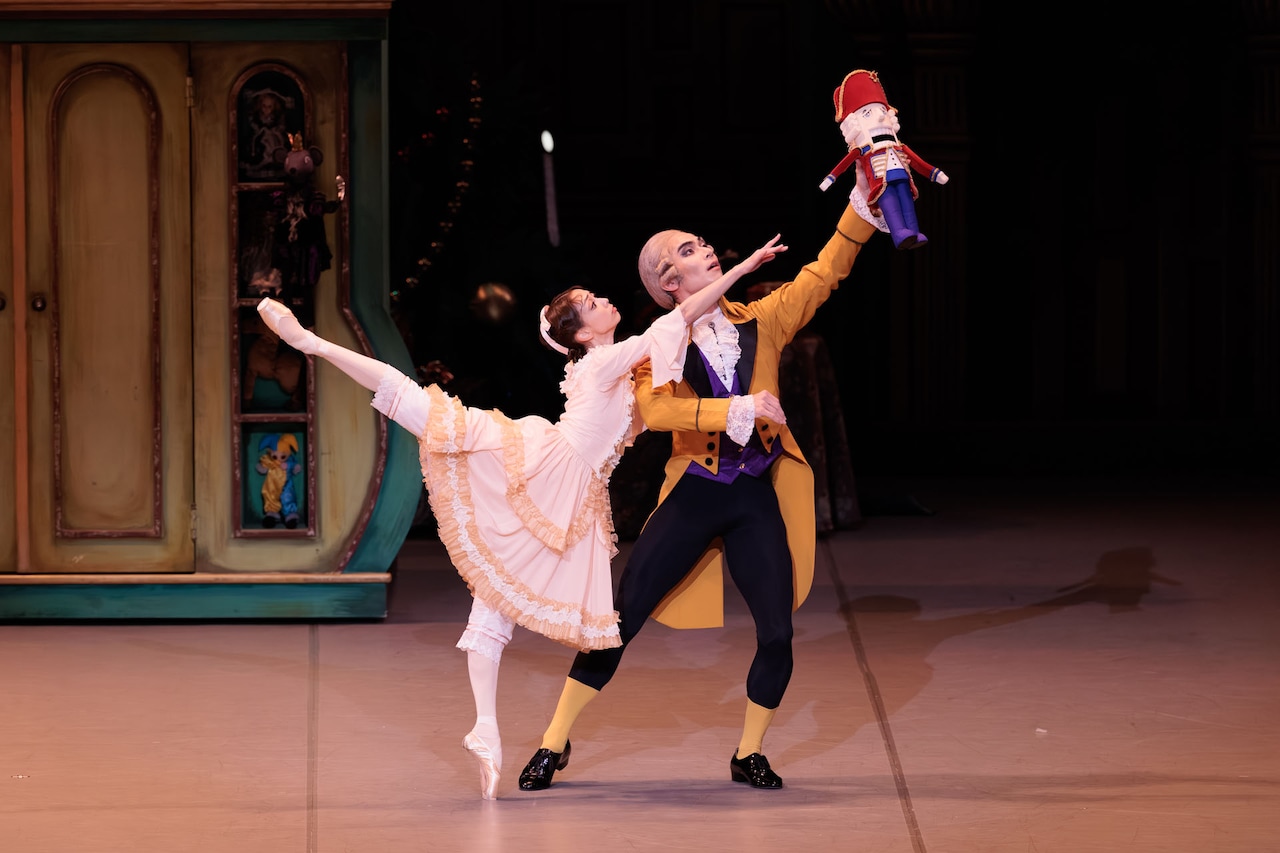 東京バレエ団オリジナル版「くるみ割り人形」が開幕、ファンタジックな夢の世界の冒険譚