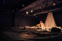 劇団親知らズ vol.4「眠レ、巴里」より。（撮影：新谷煌）