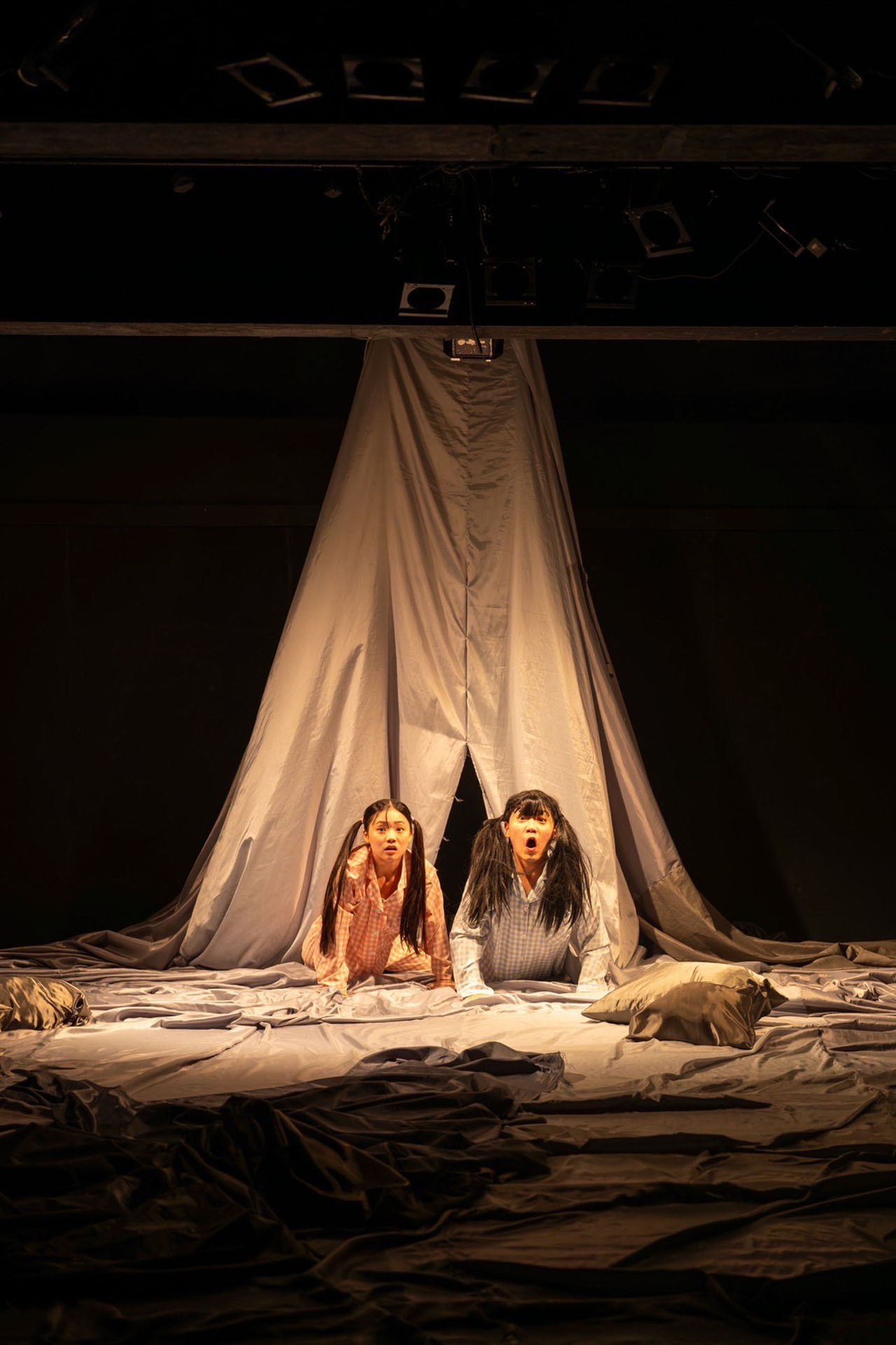 劇団親知らズ vol.4「眠レ、巴里」より。（撮影：新谷煌）