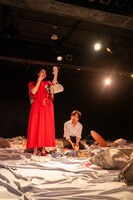 劇団親知らズ vol.4「眠レ、巴里」より。（撮影：新谷煌）