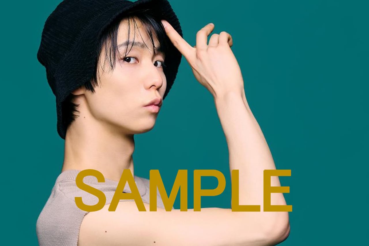 羽生結弦 写真集『羽』」巡回展 限定特典ポストカード©Toru Yaguchi