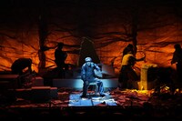 「1995117546」より。Ⓒ飯島隆