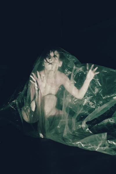 燦然CAMP舞踏公演「火／形象」ビジュアル（撮影：腰山大雅）