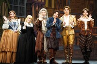 ミュージカル「サムシング・ロッテン！」開幕直前取材より。左から瀬奈じゅん、矢吹奈子、石川禅、中川晃教、加藤和樹、大東立樹。