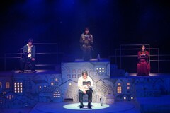 37人回替わり出演の朗読劇「世界から猫が消えたなら」開幕、緒方恵美・平野良らが初日飾る