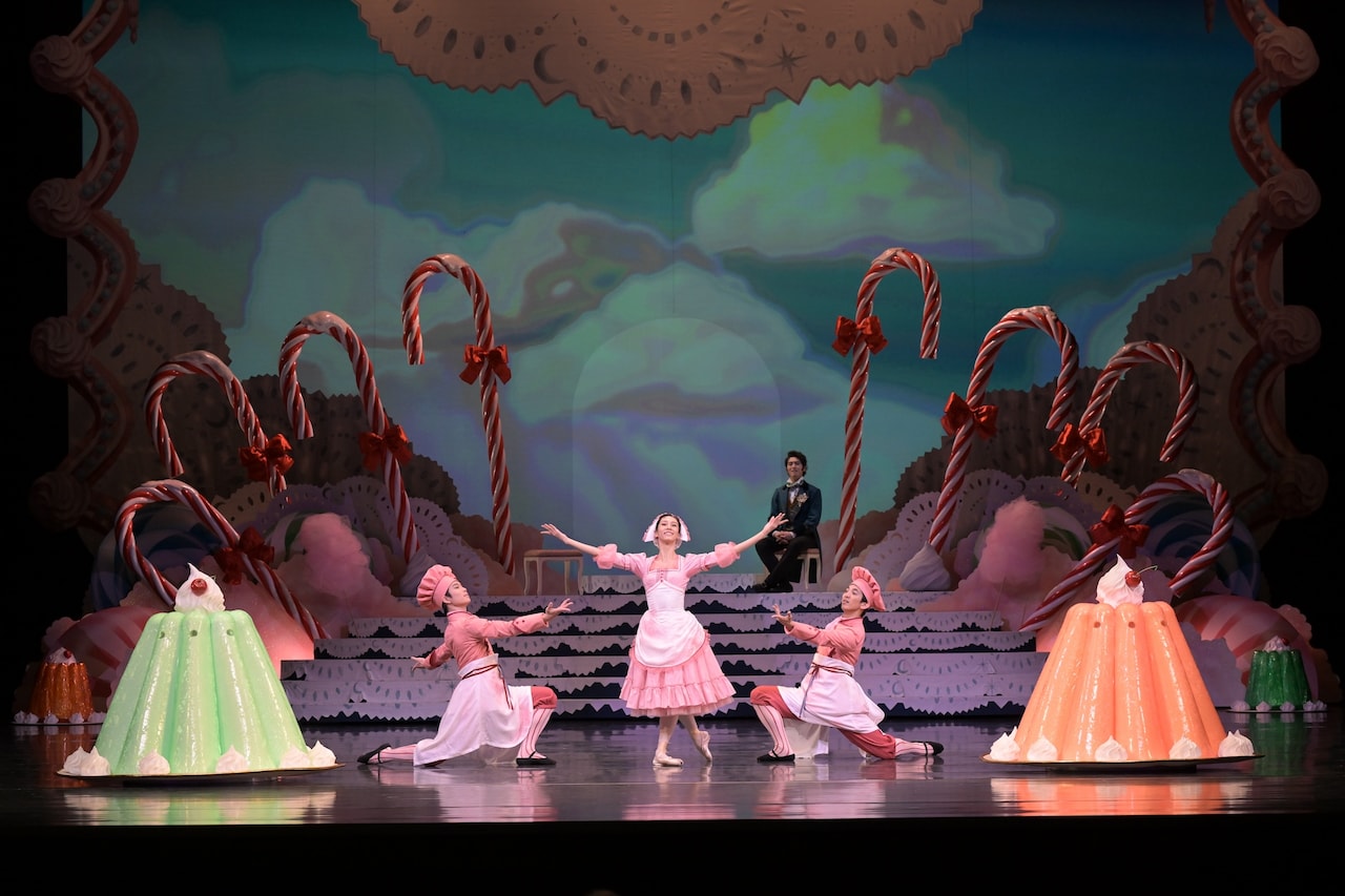 2025/2026 シーズン 新国立劇場バレエ団「くるみ割り人形」より