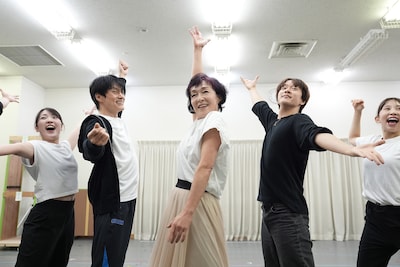 舞台「わが歌ブギウギ～笠置シヅ子物語～」稽古の様子。