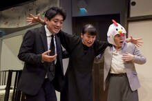 万能グローブ ガラパゴスダイナモス 20周年記念公演 第34回公演「西のメリーゴーランド」より。（撮影：藤本彦）