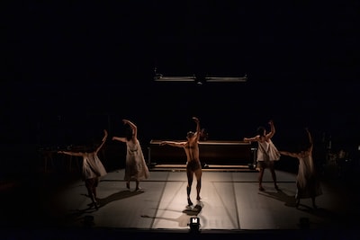 鈴木竜×棚川寛子「いとなむ」過去公演より。