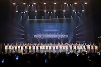 「Amuse Presents 20th Anniversary ULTRA HANDSOME LIVE 2025“ZERO”」より。（撮影：鈴木健太 / KENTA Inc.、ウチダアキヤ、髙橋定敬）