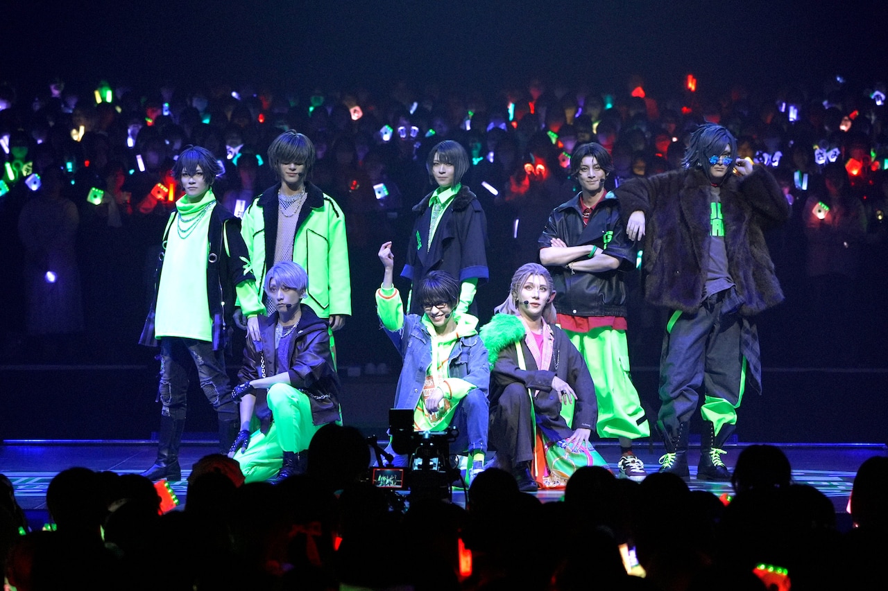 忍ミュ15周年特集「Quick Japan」表紙、鈴木祐大＆反橋宗一郎が力強い