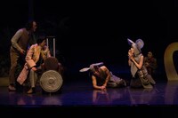 文学座×キャラメルボックス「賢治島探検記 2026」より。（Photo by GEKKO）