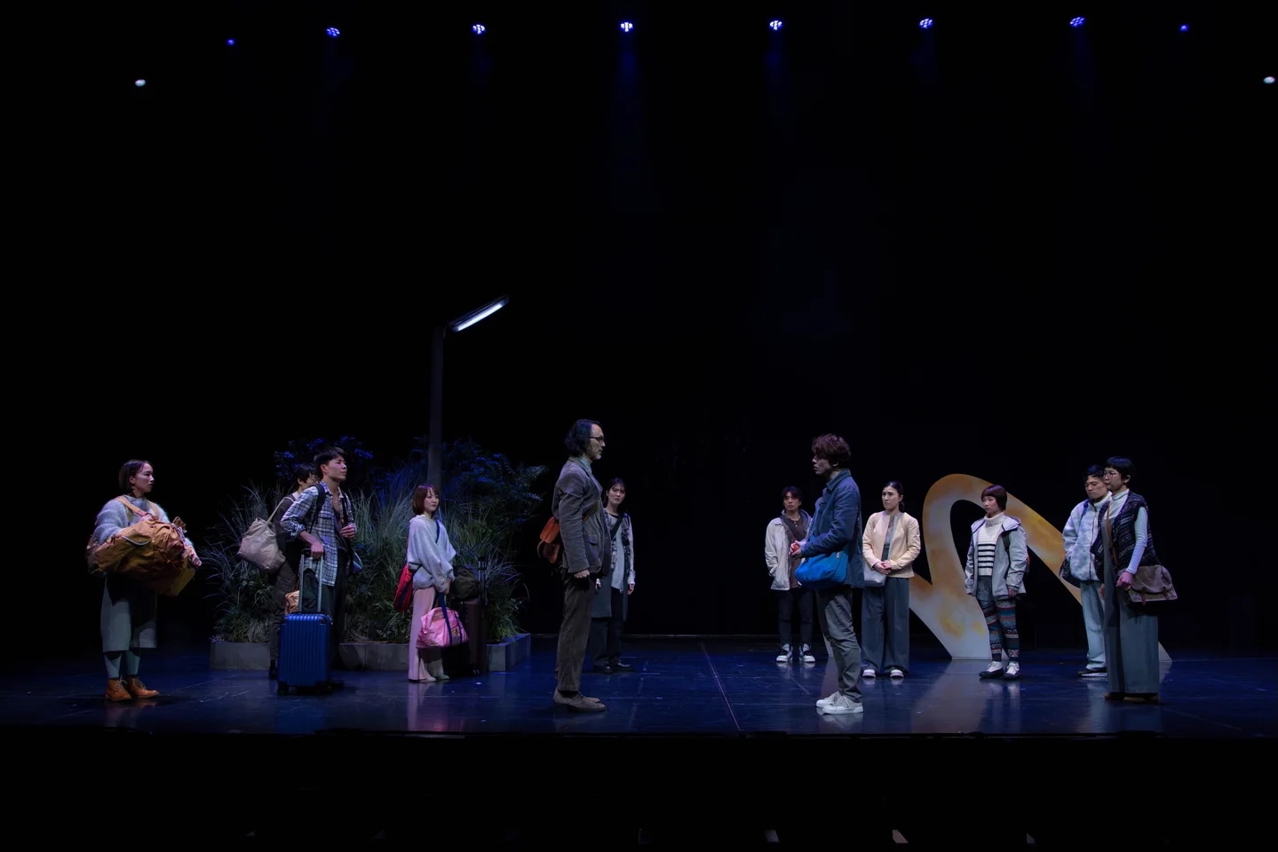 文学座×キャラメルボックス「賢治島探検記 2026」より。（Photo by GEKKO）