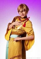 「お願いアラジン！ランプこすって！」で宮崎湧が扮するドリーミー（真白友也）のビジュアル。