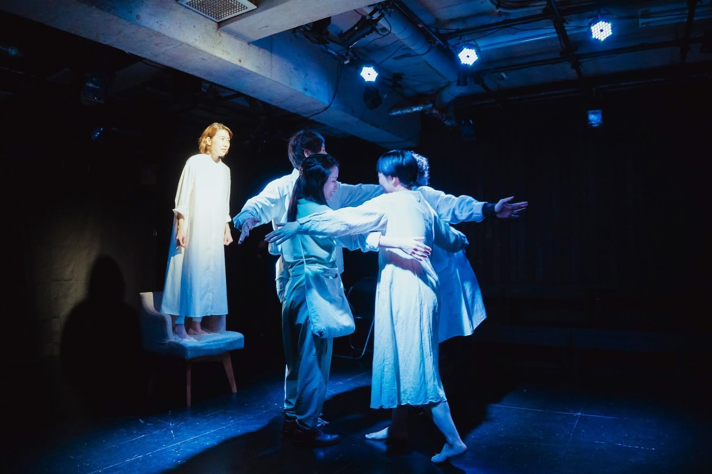 OTO「一角獣の六感」より。