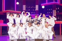 荒牧慶彦企画「Club キャッテリア」第3弾が開幕、2部のライブパートでシャンパンコール