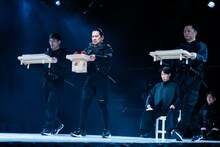 木ノ下歌舞伎「勧進帳」ニューヨーク公演より。（Photo by Ayumi Sakamoto）