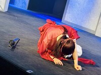 友池創作プロジェクト 第9回本公演「リアル、ちょっとムズい。」より。