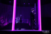 舞台「UNREAL-不条理雑貨店-」より。