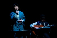 中村蓉ダンス公演2026「BLINK 双面改瞬間真似（ふたおもてあらためまたたきのまにまに）」より。（撮影：前澤秀登）