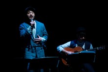 中村蓉ダンス公演2026「BLINK 双面改瞬間真似（ふたおもてあらためまたたきのまにまに）」より。（撮影：前澤秀登）