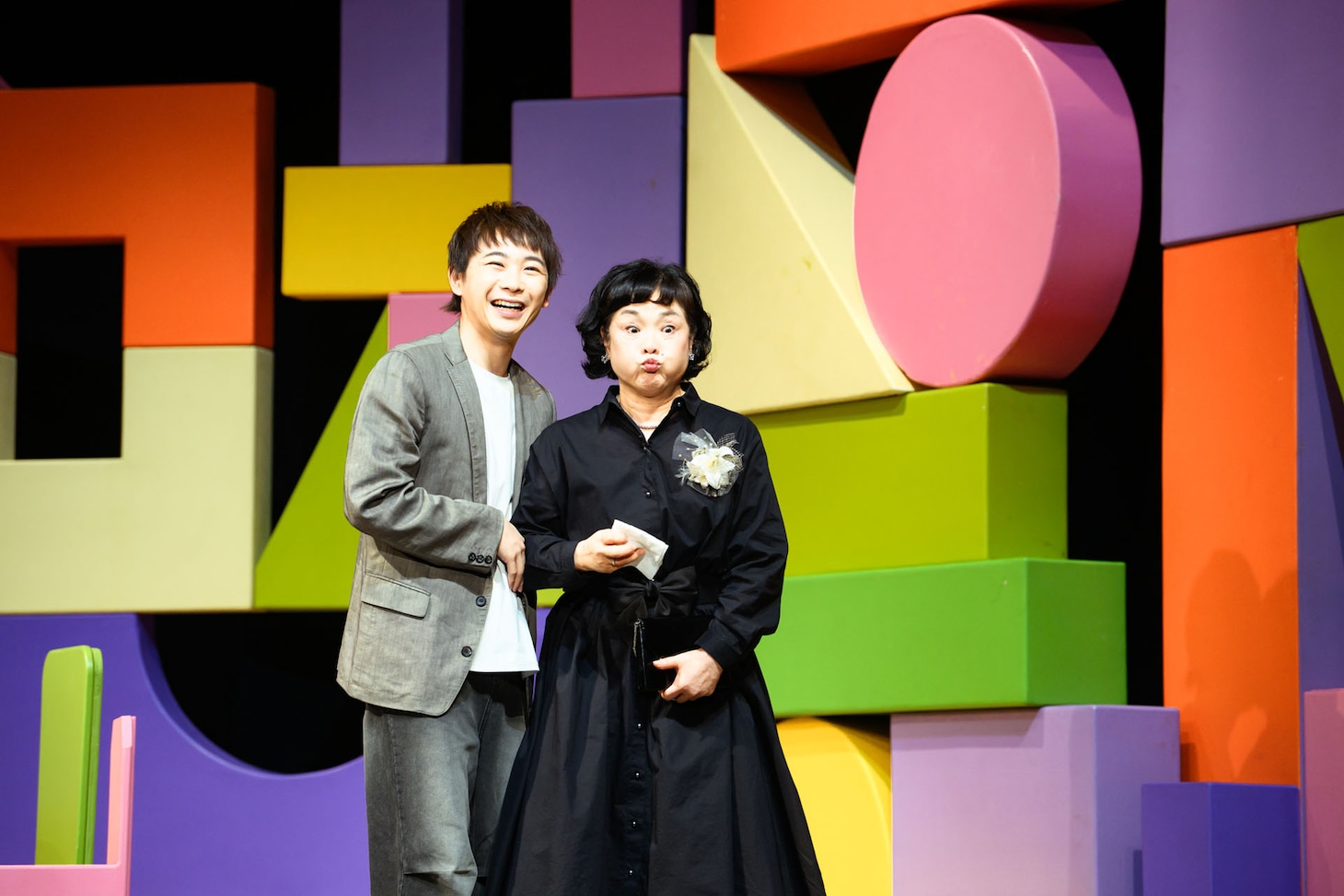 ONEOR8「ママごと」より。（撮影：塚田史香）