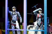 ONEOR8「ママごと」より。（撮影：塚田史香）