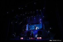 NAOYA・冨田侑暉W主演「セラピーゲーム」舞台写真公開