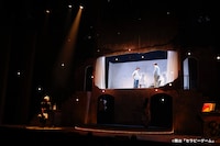 NAOYA・冨田侑暉W主演「セラピーゲーム」舞台写真公開