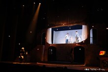 NAOYA・冨田侑暉W主演「セラピーゲーム」舞台写真公開