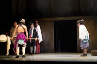 舞台「火喰鳥-羽州ぼろ鳶組-」より。