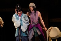 舞台「火喰鳥-羽州ぼろ鳶組-」より。