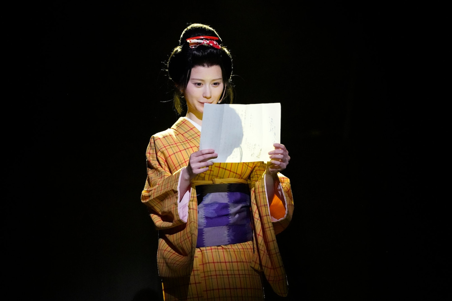 舞台「火喰鳥-羽州ぼろ鳶組-」より。