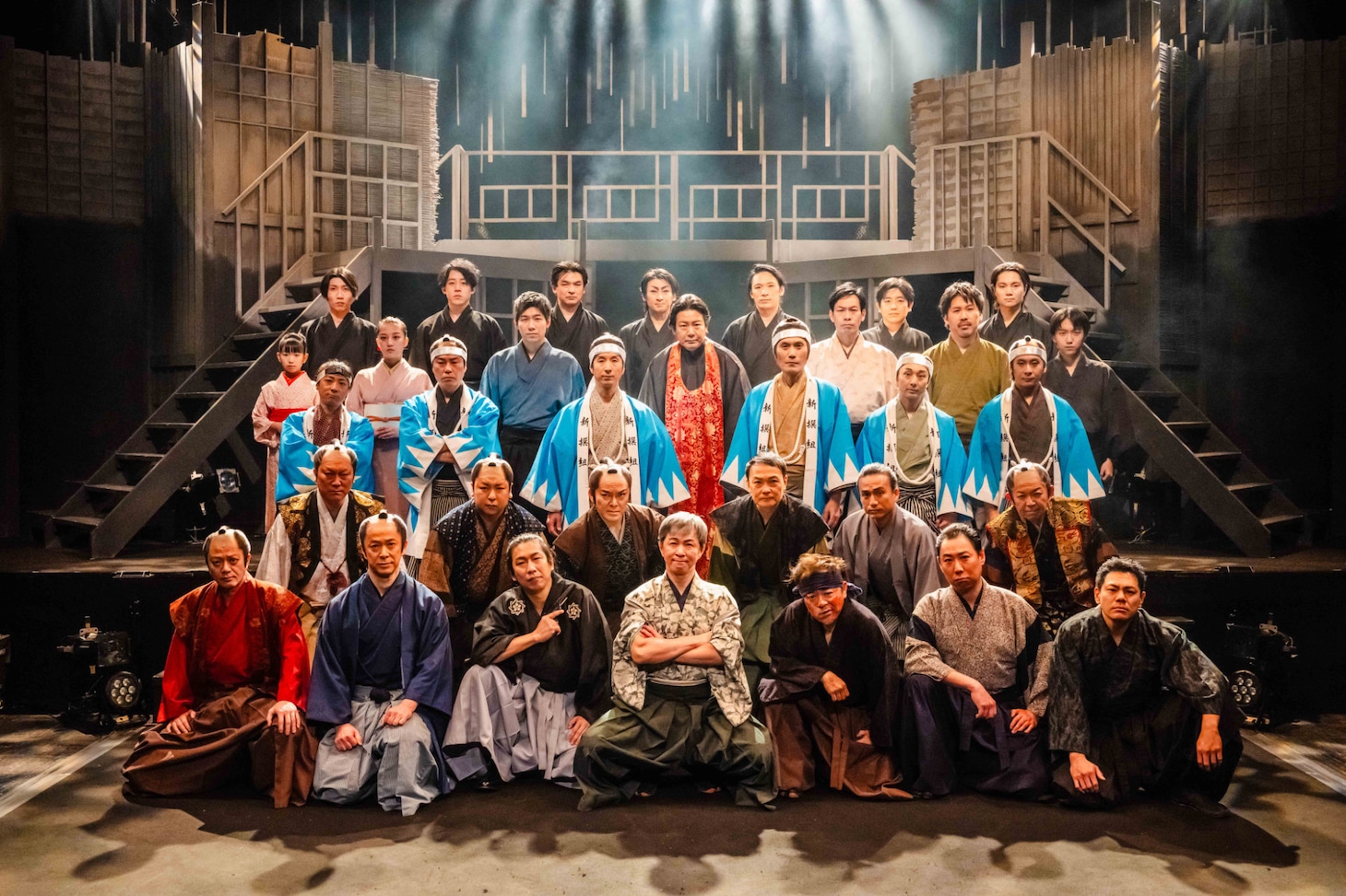 吉本新喜劇アキプロジェクト公演「時が来た」集合写真