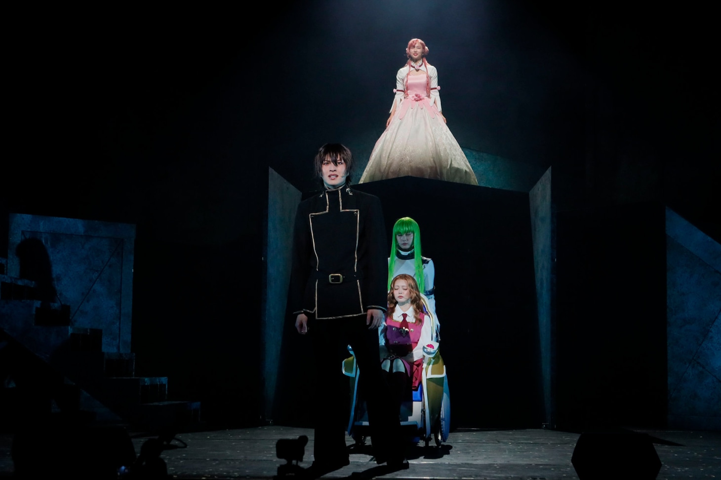 「ANIMAX TWO HALF presentsミュージカル『コードギアス 反逆のルルーシュ 正道に准ずる騎士』2」より。