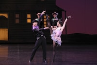 「ウェスタン・シンフォニー」より。（Choreography by George Balanchine © The George Balanchine Trust）©Kiyonori Hasegawa