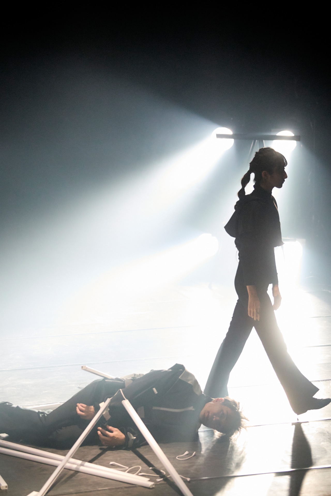 石山雄三 / A.P.I.「（NO W）AVE」より。（Photo by Yohta Kataoka）